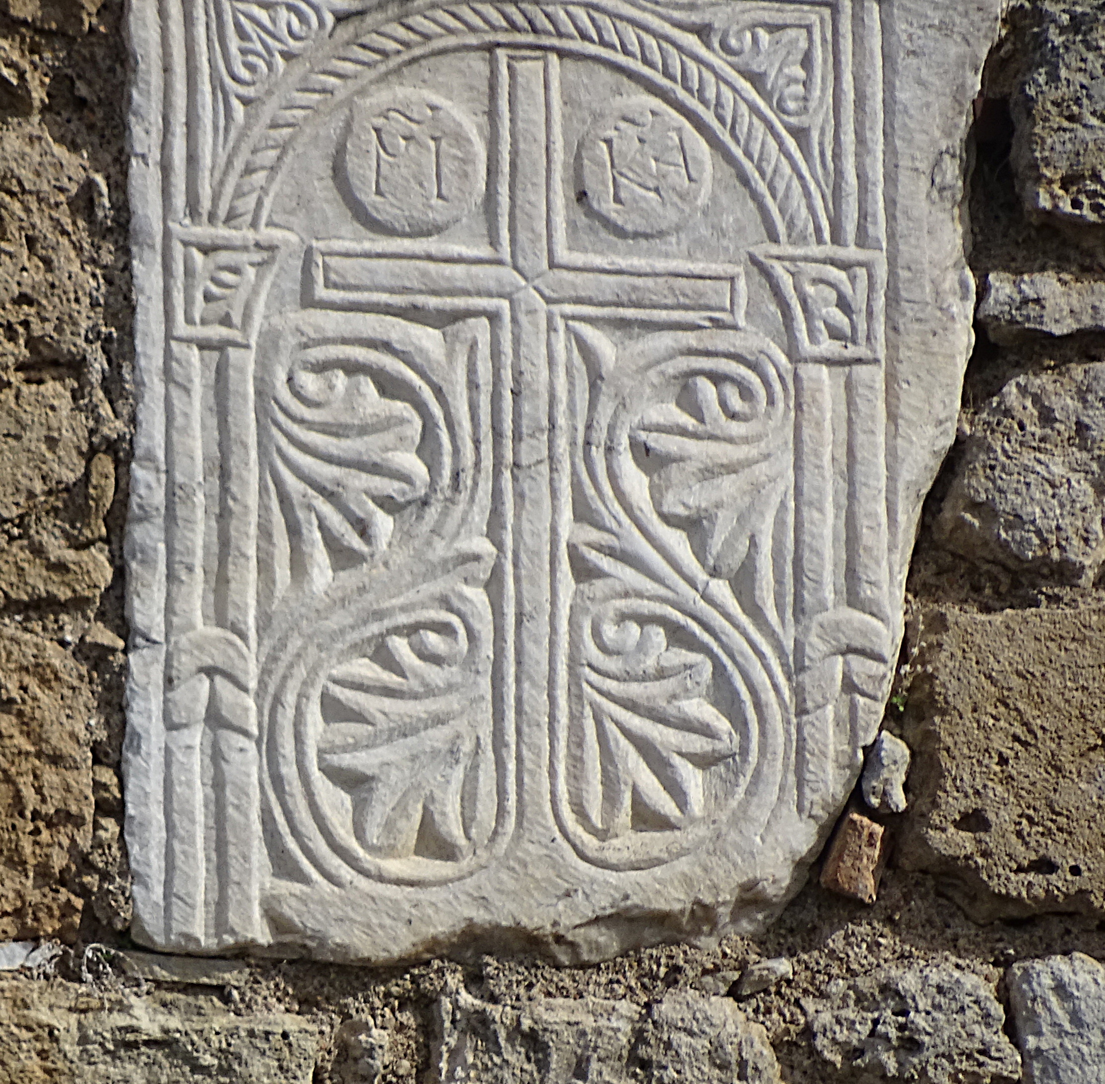 J6c Corinthe 4 croix arbre de vie